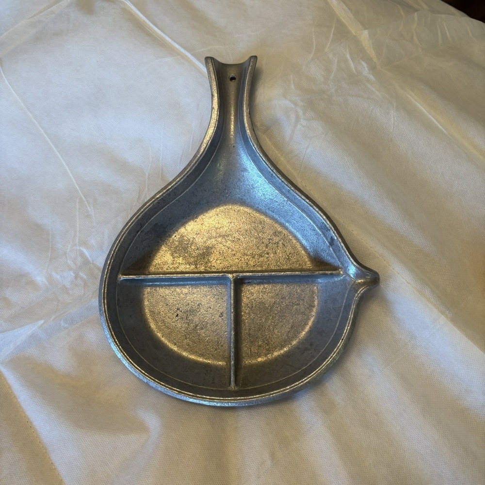 Vintage DuraCast Divided Frying Pan Handcast Aluminum Retro Skillet